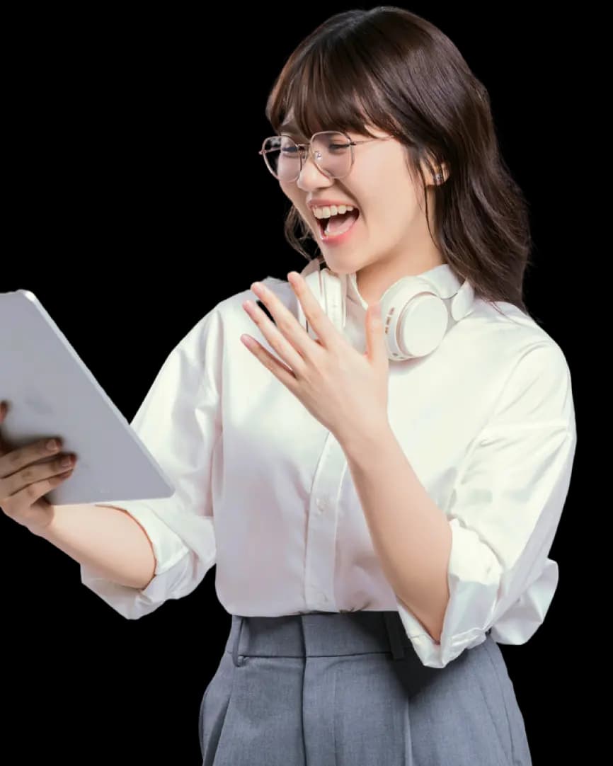 Illustration of an ecommerce support operator using Yuma AI